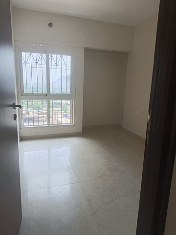 Room in 2 BHK Apartment at Dosti West County Phase 4 Dosti Pine, Balkum Pada – for Sale