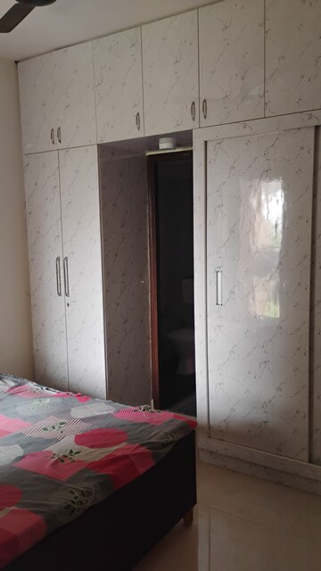 Room in 2 BHK Apartment at Signature Global The Roselia, Sector 95a – for Sale
