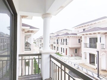 Balcony in 1 BHK Apartment at Borivali East – for Sale