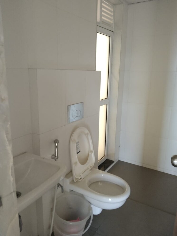 Bathroom, auralis-the-twins 3 Bedroom 1381 Sq.Ft. Apartment In Thane West Thane 7447465