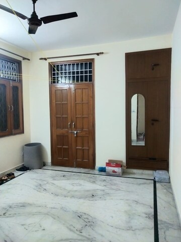 Room in 2 BHK Apartment at Rishabh Cloud 9, Vaishali Sector 1 – for Sale