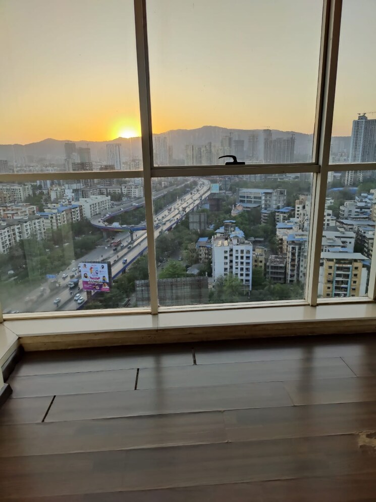 Swimming Pool, hiranandani-estate 3 Bedroom 1850 Sq.Ft. Apartment In Ghodbunder Road Thane 7447575