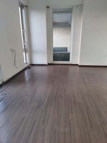 Room in 3 BHK Apartment at Hiranandani Estate, Ghodbunder Road – for Sale