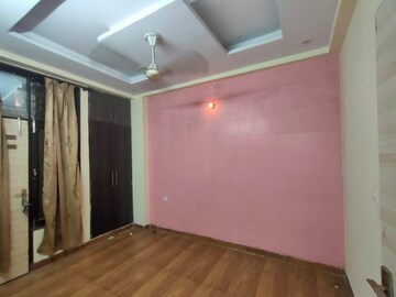 Room in 2 BHK Apartment at Gaurs Green Vista, Nyay Khand – for Sale