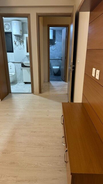 Room in 3 BHK Apartment at Ireo Victory Valley, Sector 67 – for Sale