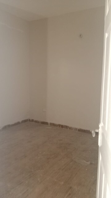 Room in 3 BHK Apartment at RPS Auria, Sector 88 – for Sale