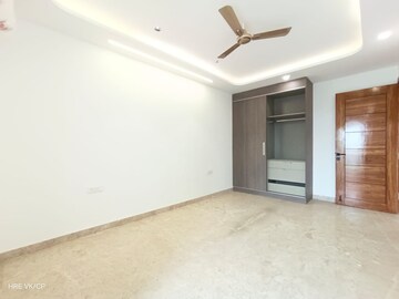 Room in 3 BHK Builder Floor at Vasant Kunj – for Sale