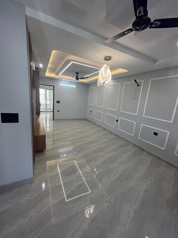 Kitchen in 3 BHK Builder Floor at Gms Road – for Sale