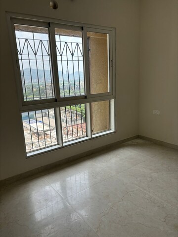 Room in 2 BHK Apartment at Dosti West County Phase 4 Dosti Pine, Balkum Pada – for Sale