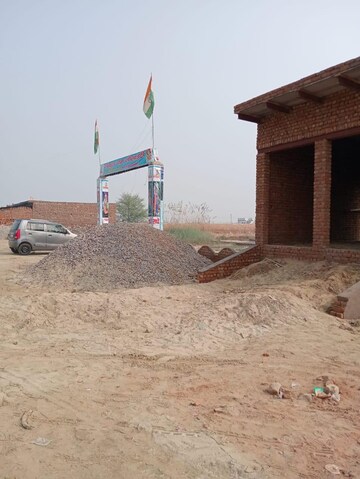  Plot – Exterior View View at Chhata - for Sale