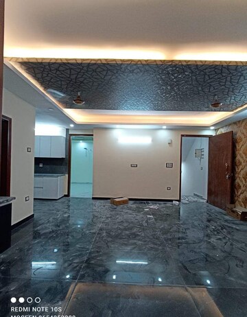 Parking in 3 BHK Builder Floor at Chattarpur – for Sale