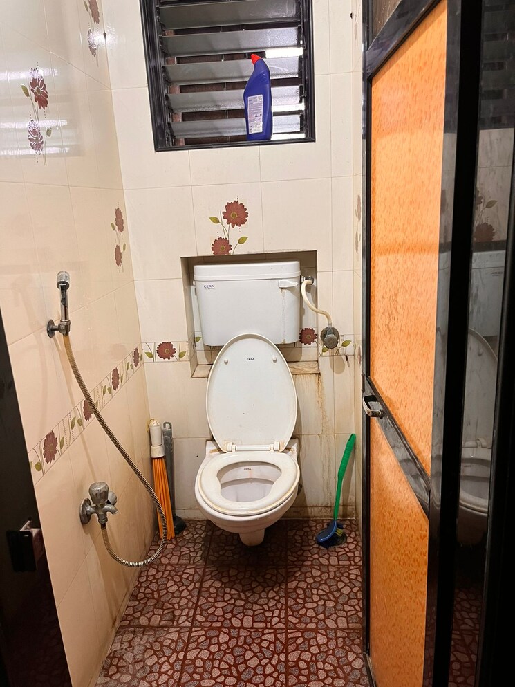 Bathroom, trimurti-narayan 1 Bedroom 419 Sq.Ft. Apartment In Mulund East Mumbai 7448850