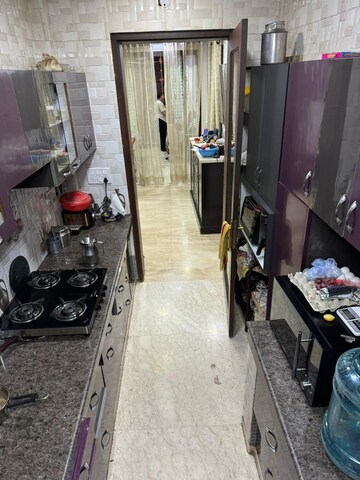 Parking in 6+ BHK Independent House at Sector 48 – for Sale