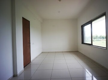 Room in 3 BHK Apartment at Rohini Sector 22 – for Sale