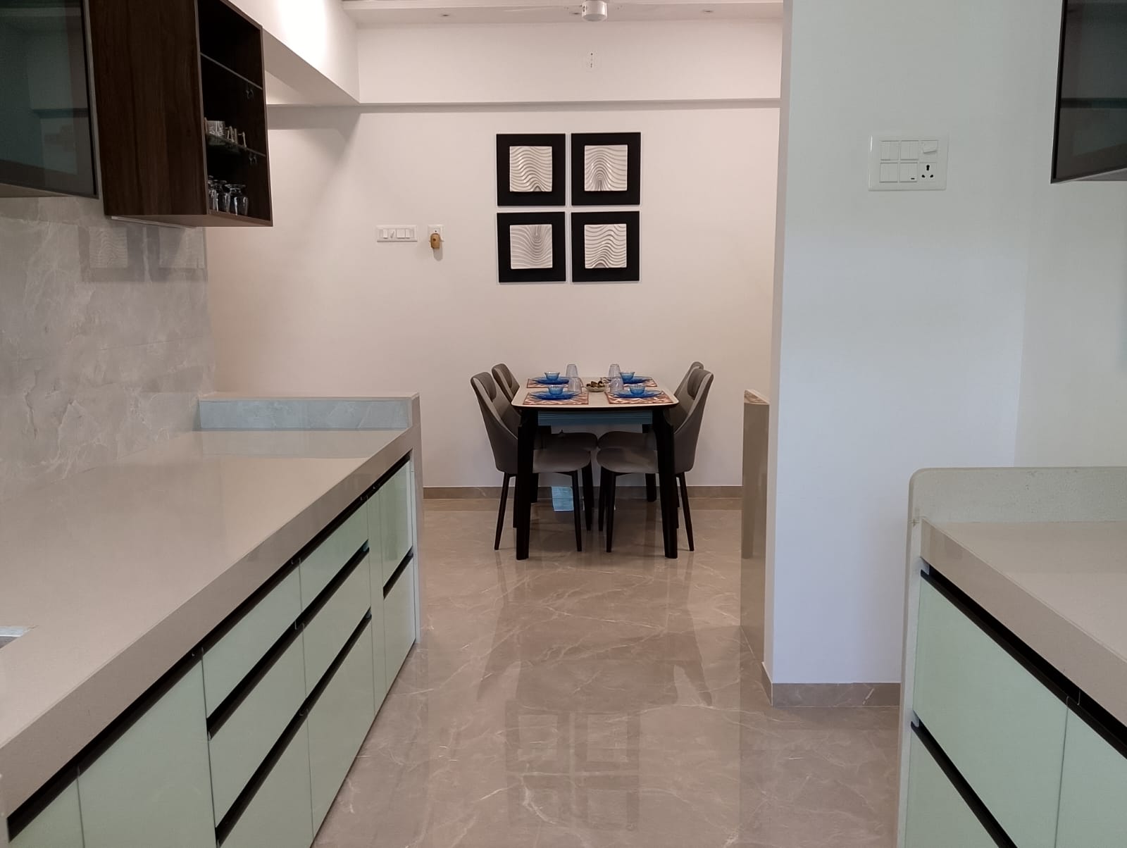 2 BHK Apartment For Rent in Kalkaji Delhi  7449854