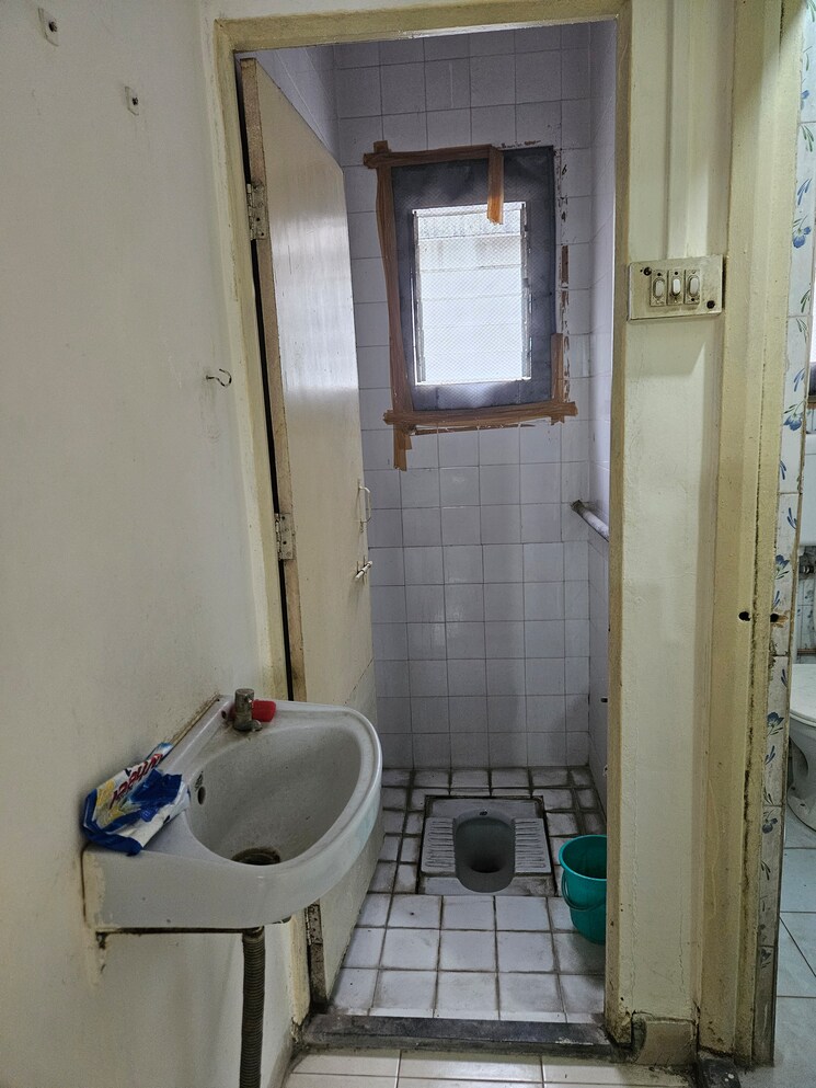 Bathroom, riddhi-siddhi-plaza 1 Bedroom 600 Sq.Ft. Apartment In Old Sangvi Pune 7449942