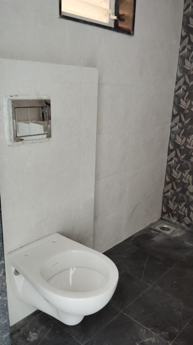 Bathroom, radhika-residency-vishrantwadi 2 Bedroom 786 Sq.Ft. Apartment In Vishrantwadi Pune 7450004