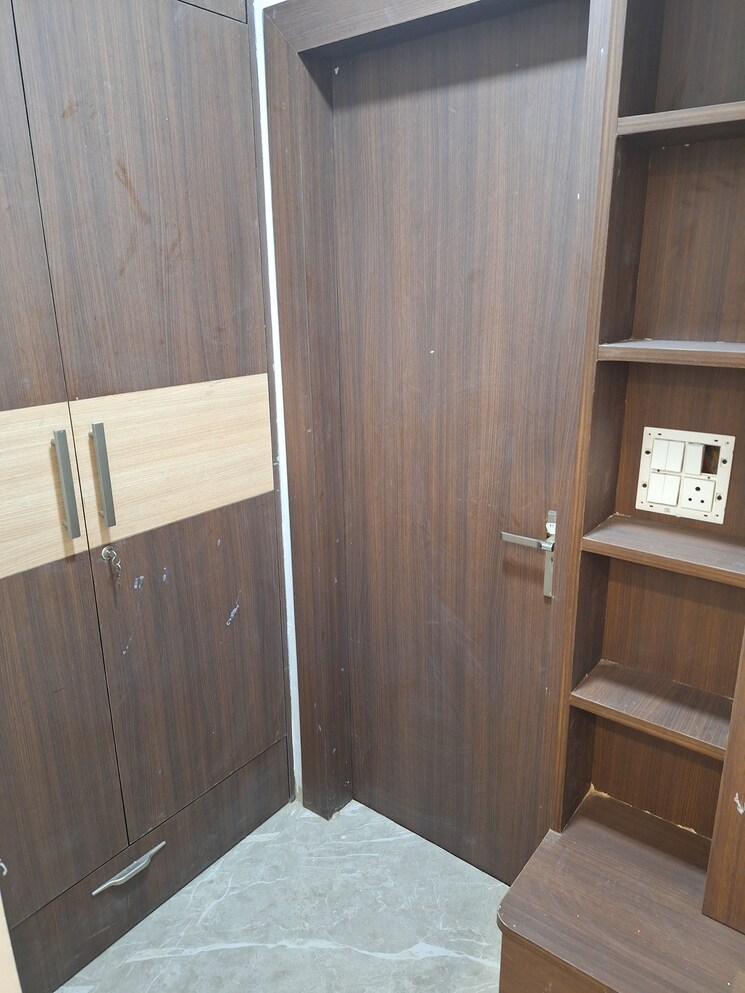 Room, vasant kunj 4 Bedroom 2600 Sq.Ft. Apartment In Vasant Kunj Delhi 7450006