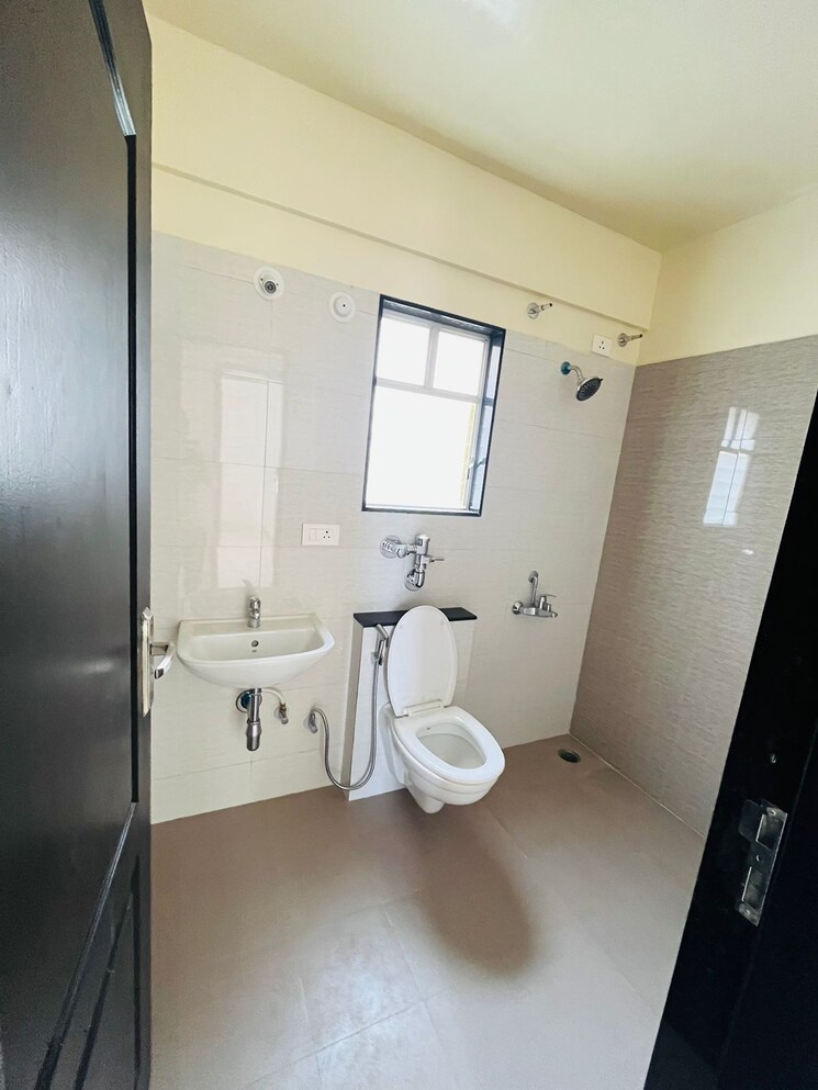Bathroom, nyati-elan 3 Bedroom 1450 Sq.Ft. Apartment In Wagholi Pune 7450183