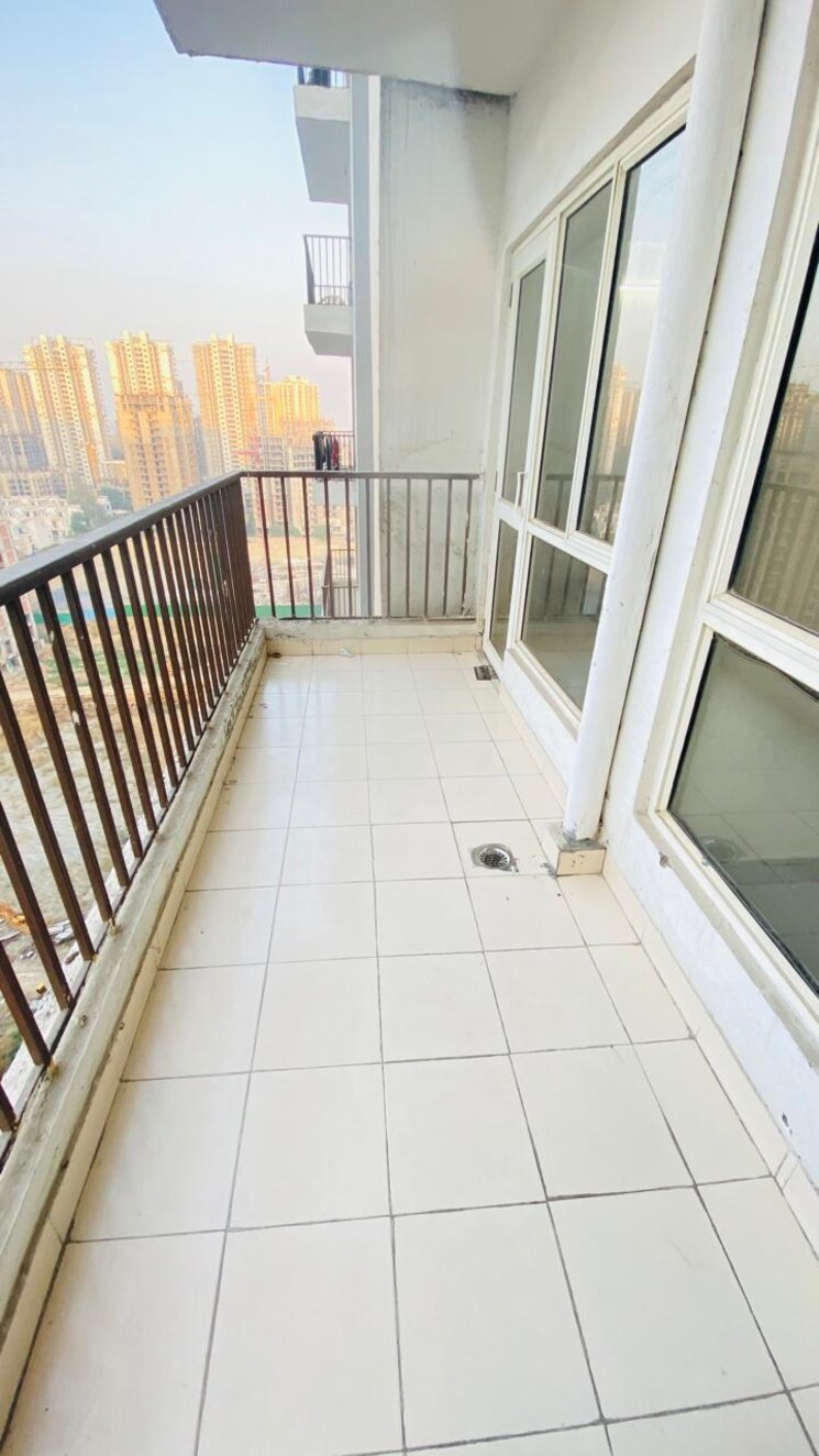 Balcony, shri-radha-sky-park 2 Bedroom 945 Sq.Ft. Apartment In Sector 16b Greater Noida Greater Noida 7450346