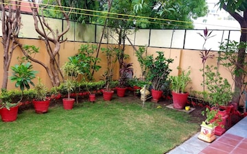 Land For Sale in Hoshangabad Road