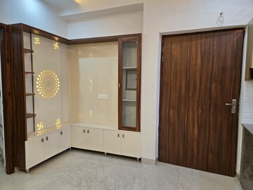 Room in 3 BHK Apartment at Peer Mucchalla – for Sale