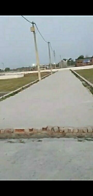  Plot – Exterior View View at Arun Vihar Sector 37, Sector 37 - for Sale