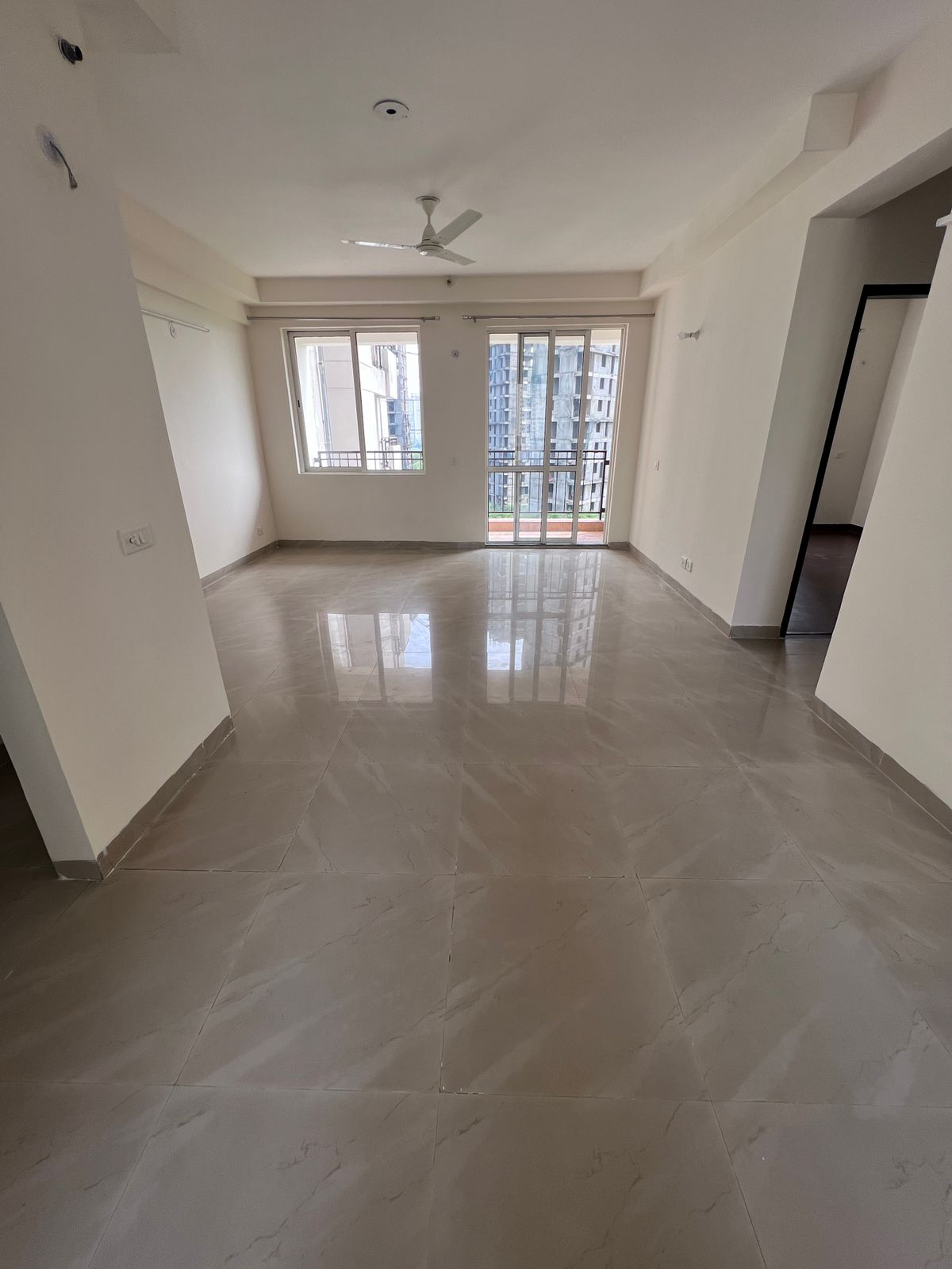 3 BHK Apartment For Rent in Jaypee Kensington Park Apartments