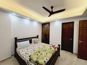 Bedroom in 3 BHK Builder Floor at Chattarpur – for Sale