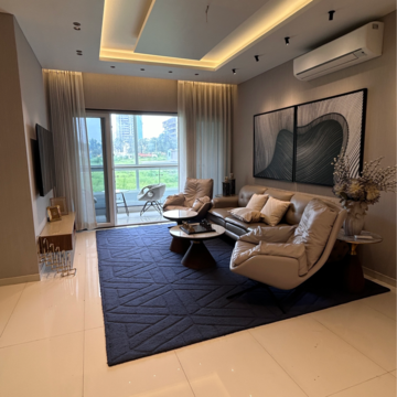 Living Room in 4 BHK Apartment at Koregaon Park Annexe – for Sale