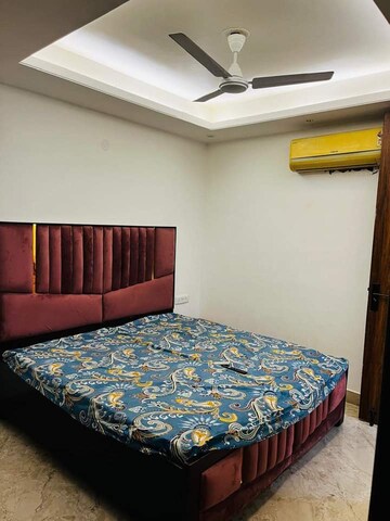 Bedroom in 1.5 BHK Builder Floor at Chattarpur – for Sale