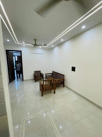1.5 BHK Builder Floor For Sale in Chattarpur