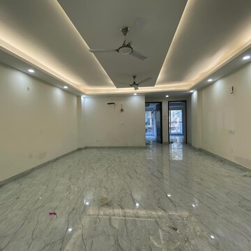 Room in 3 BHK Builder Floor at Chattarpur – for Sale