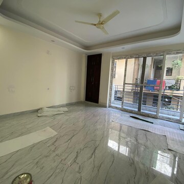 Bedroom in 3 BHK Builder Floor at Chattarpur – for Sale