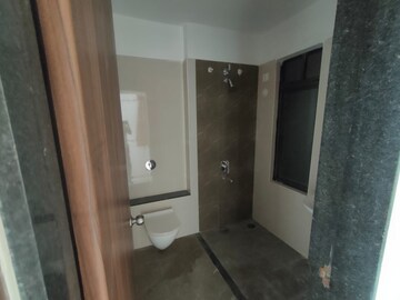 Room in 3 BHK Apartment at Mantra Montana Phase 6, Dhanori – for Sale