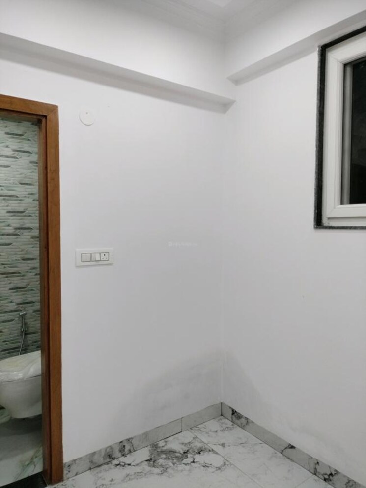 Room, sector 7 dwarka 4 Bedroom 1800 Sq.Ft. Apartment In Sector 7 Dwarka Delhi 7451549