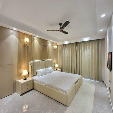Bedroom in 4 BHK Builder Floor at Unitech South City II, South City 2 – for Sale