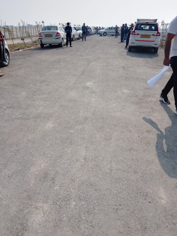  Plot – Exterior View View at Yamuna Expressway - for Sale