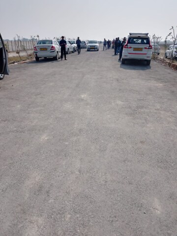  Plot – Exterior View View at Yamuna Expressway - for Sale
