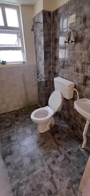 Bathroom in 4 BHK Villa at Gms Road – for Sale