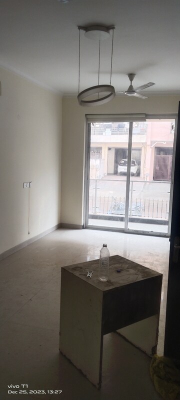 Room in 3 BHK Builder Floor at Ansal API Esencia, Sector 67 – for Sale