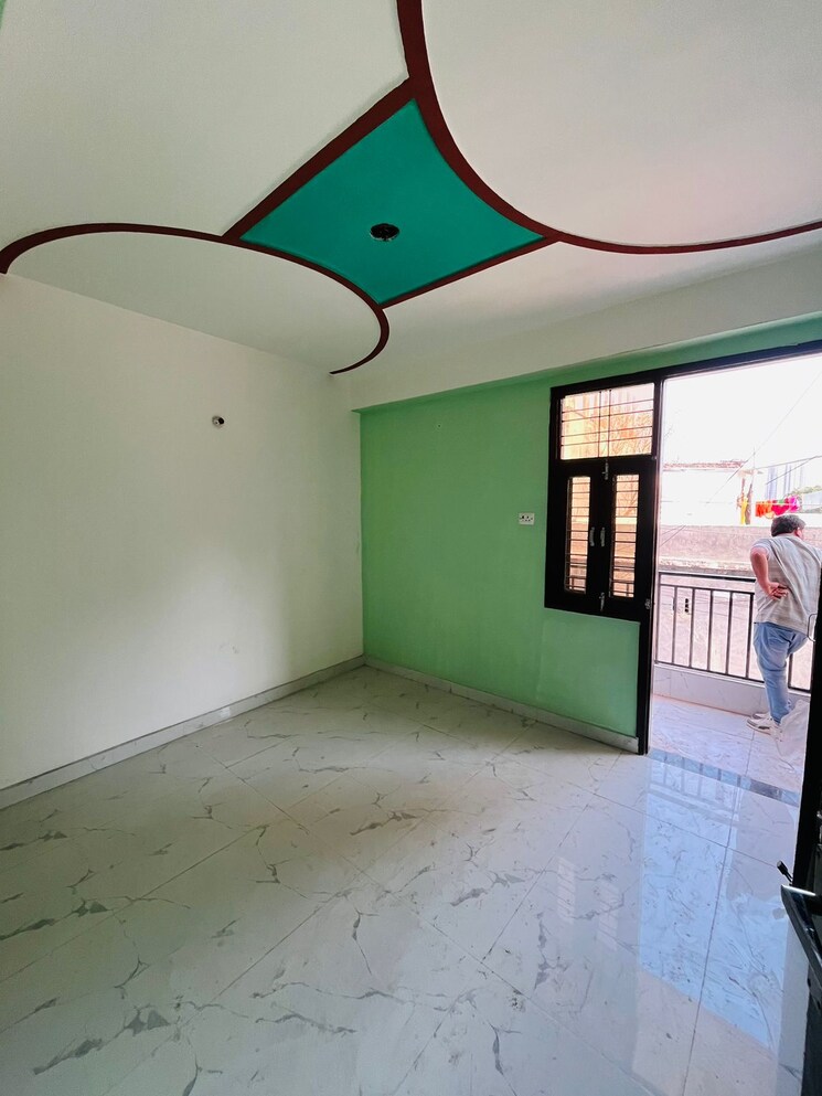 Room, baraula 1 Bedroom 600 Sq.Ft. Builder Floor In Baraula Noida 7452001