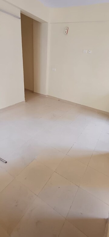 Room in 1 BHK Apartment at Auric City Homes, Sector 82 – for Sale