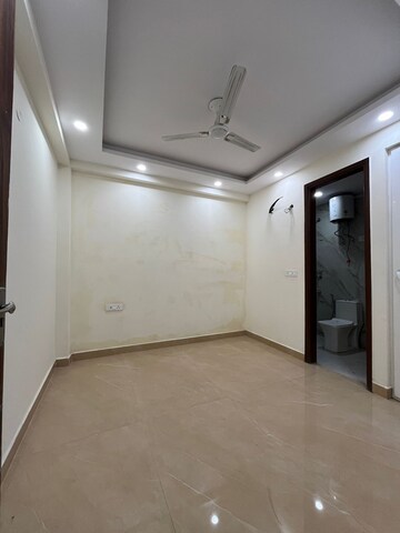 Room in 3 BHK Builder Floor at Chattarpur – for Sale