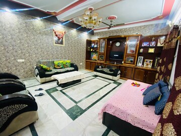 Bedroom in 6+ BHK Independent House at Adil Nagar – for Sale