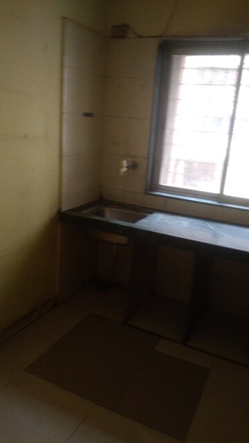 Room in 1 BHK Apartment at Vini Heights, Nalasopara West – for Sale