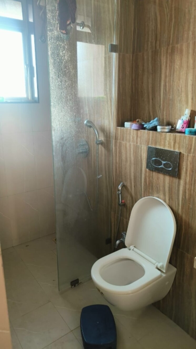 Bathroom, jyoti-chs-santacruz-east 2 Bedroom 680 Sq.Ft. Builder Floor In Santacruz East Mumbai 7452674