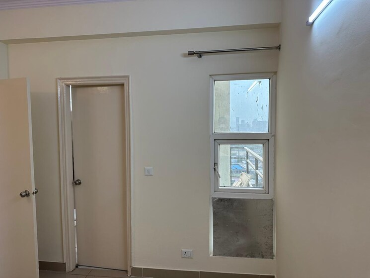 Room, amrapali-terrace-homes 2.5 Bedroom 990 Sq.Ft. Apartment In Tech Zone 4 Greater Noida Greater Noida 7452659