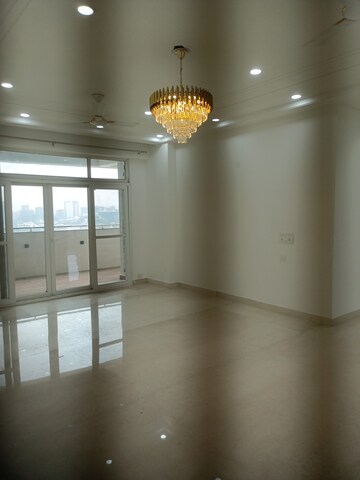 Room in 4 BHK Apartment at Parx Laureate, Sector 108 – for Rent