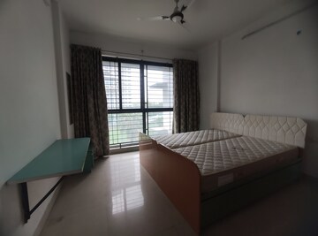 Room in 3 BHK Apartment at Marvel Arco, Hadapsar – for Sale